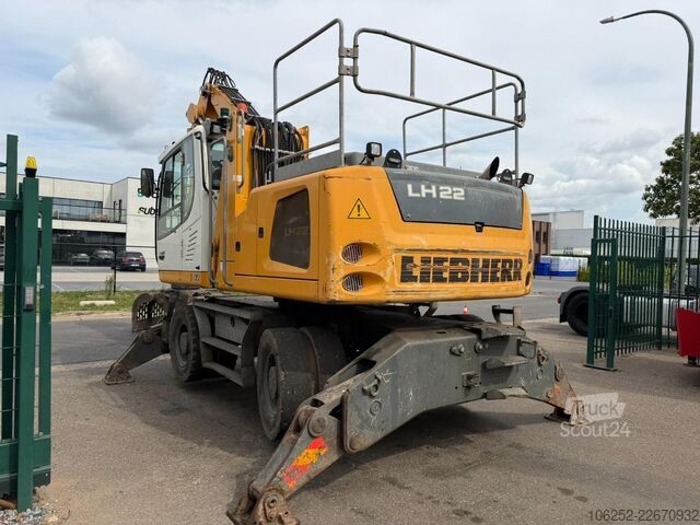 Manipulateur de matériaux LIEBHERR LH 22 OVERSLAGKRAAN / MATERIAL HANDLER / UMSCHL...