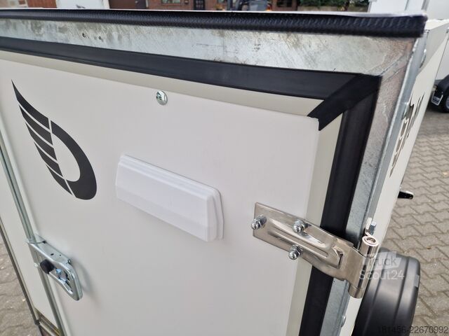 Reboque para automóvel Debon Trailers Roadster 220 750kg Kofferanhänger direkt