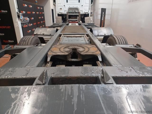 Camión con caja móvil Mercedes-Benz Antos 2543 WIESEL BDF Hubrahmen