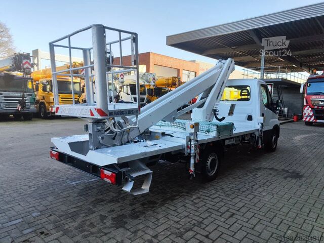 Lyftplattform Iveco Daily 35S12 Multitel MT162