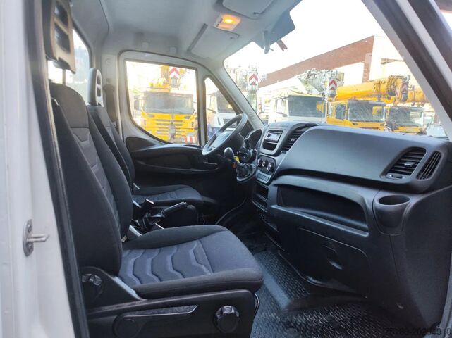 Lyftplattform Iveco Daily 35S12 Multitel MT162
