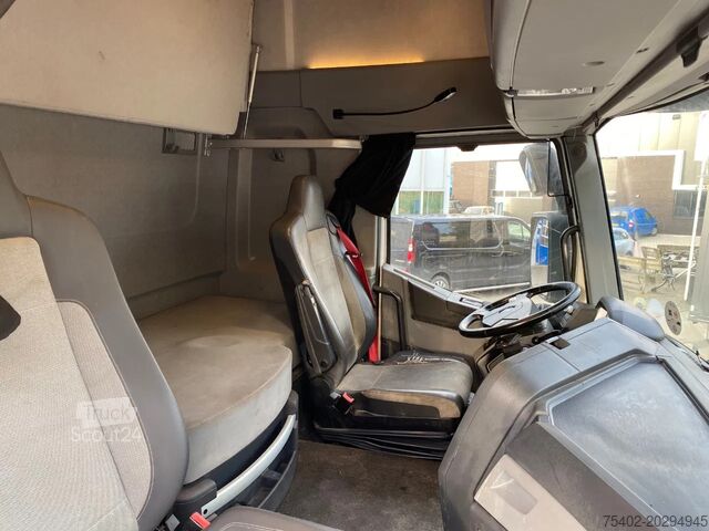 Standard-SZM Renault T460 / Automatic / Full Spoilers / PTO