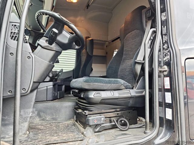 Ciężarówka z dźwigiem Mercedes-Benz Arocs 2551 6x2 HMF 3220K-RCS 8x