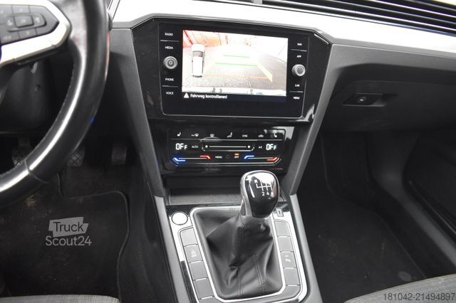 Minibus VOLKSWAGEN Passat Variant