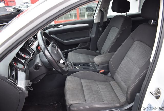 Minibus VOLKSWAGEN Passat Variant