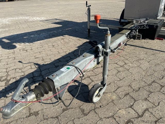 Autotrailer Böcker HD 18, Bauaufzug, 18m, 250kg, Honda-Motor