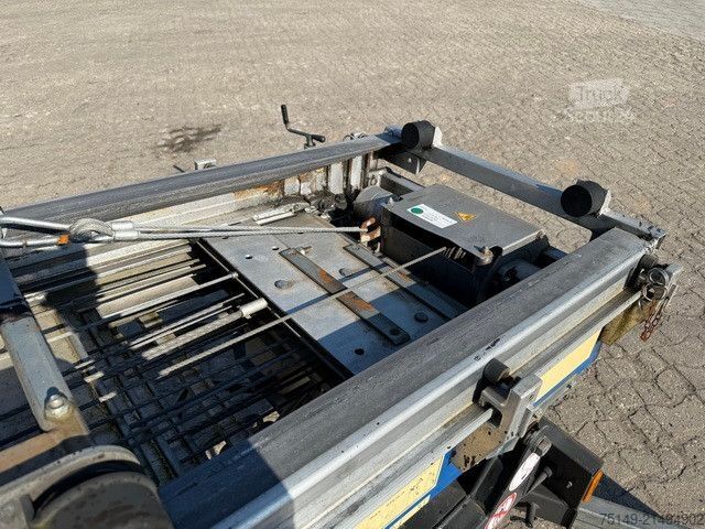 Autotrailer Böcker HD 18, Bauaufzug, 18m, 250kg, Honda-Motor