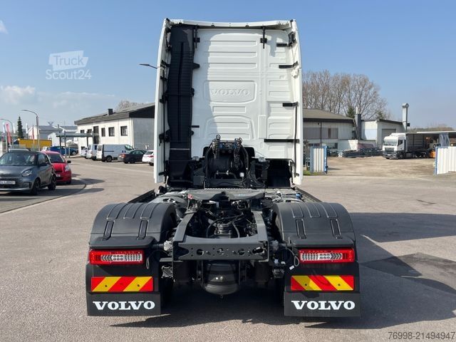 Standardni vlačilec VOLVO FH500 Globe XL Retarder
