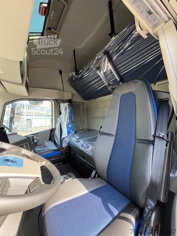 Standardni vlačilec VOLVO FH500 Globe XL Retarder