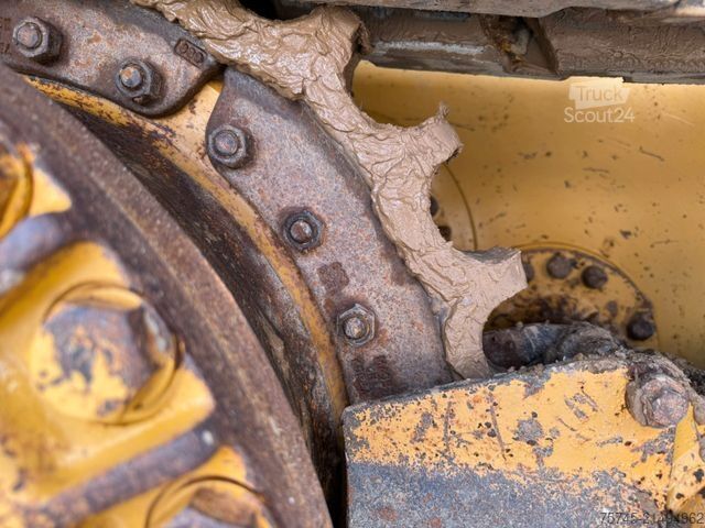 Road roller CATERPILLAR D6K LGP * 6 WEGESCHILD * KLIMA * SCHECKHEFT CAT