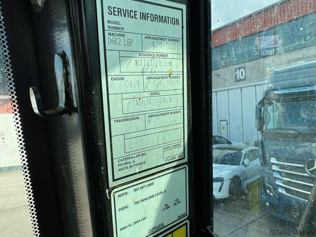 Road roller CATERPILLAR D6K LGP * 6 WEGESCHILD * KLIMA * SCHECKHEFT CAT