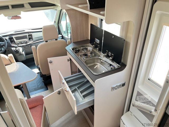 Camper semintegrato BÜRSTNER Lineo T 700