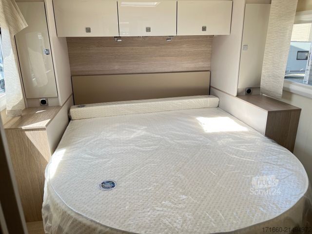 Camper semintegrato BÜRSTNER Lineo T 700