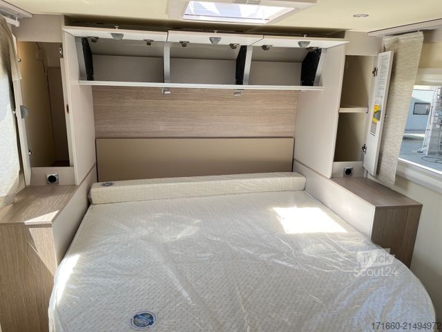 Camper semintegrato BÜRSTNER Lineo T 700