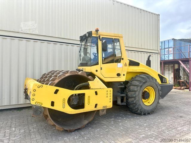 Enkeltromle-valse BOMAG BW213PDH-4 / 2012 BJ / Deutsche Maschine