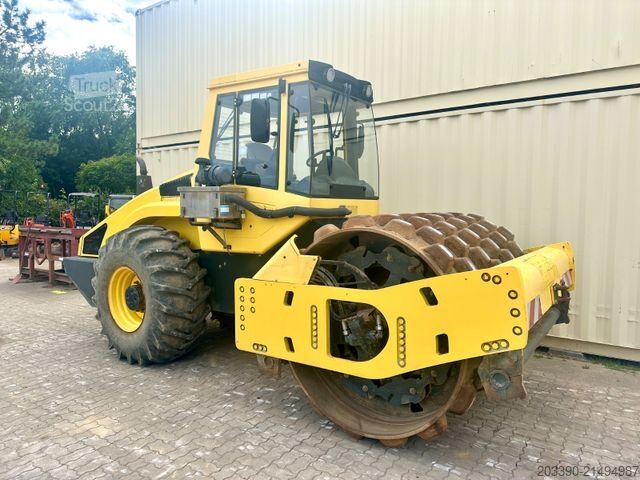 Enkeltromle-valse BOMAG BW213PDH-4 / 2012 BJ / Deutsche Maschine