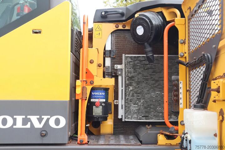 Колісний екскаватор Volvo EWR 150 E | ROTOTILT | BUCKET | TRAILER HYDR