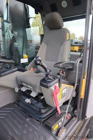 Колісний екскаватор Volvo EWR 150 E | ROTOTILT | BUCKET | TRAILER HYDR
