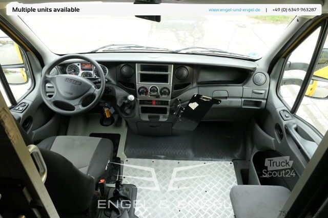 Vrachtwagen met bakwagen iveco Daily 35 S11 C30C AUTOMATIK KAMERA MAXI Regale DURCHGANG