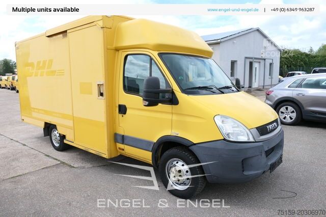 Furgão fechado iveco Daily 35 S11 C30C AUTOMATIK KAMERA MAXI Regale LUFT DURCHGANG