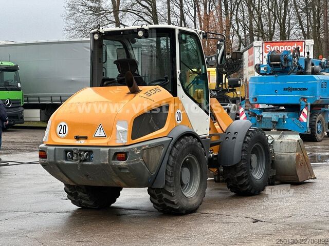 Pala gommata LIEBHERR L506C Schaufel/Palettengabel