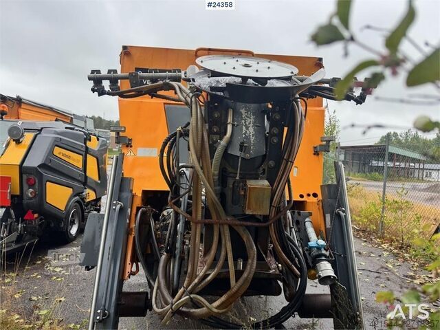 Strooiwagens Epoke SH4902 combination spreader on hook frame