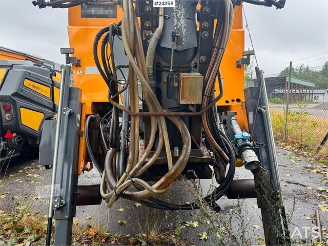 Strooiwagens Epoke SH4902 combination spreader on hook frame