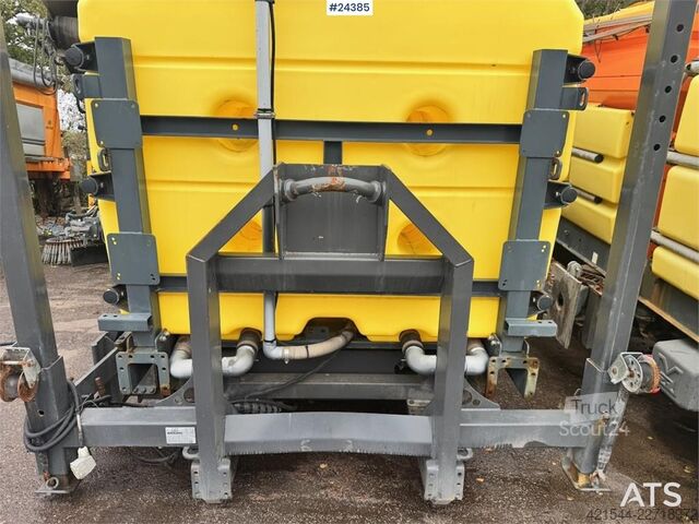 полска пръскачка Rasco Solid X 3500 combination spreader on hook frame