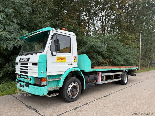 Tauebil SCANIA 93M  220 / Maschinen- Traktor-Auto Transport
