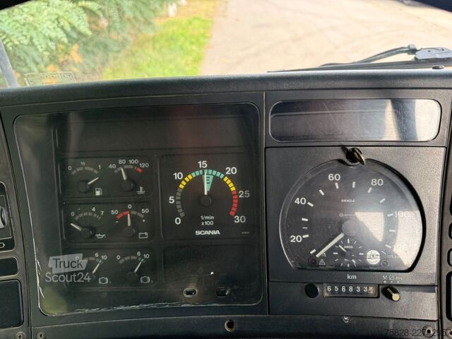 Tauebil SCANIA 93M  220 / Maschinen- Traktor-Auto Transport