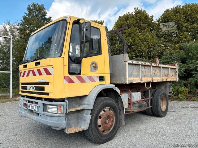Pašizgāzējs kravas automašīna IVECO Eurocargo 150E17