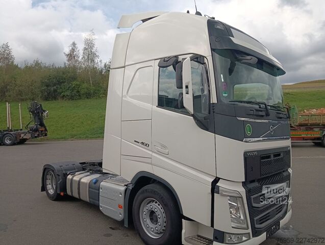 Nagy térfogatú nyergesvontató VOLVO FH460 GlobeXL EU6d I-PARC 820LTank Spoiler X-LOW