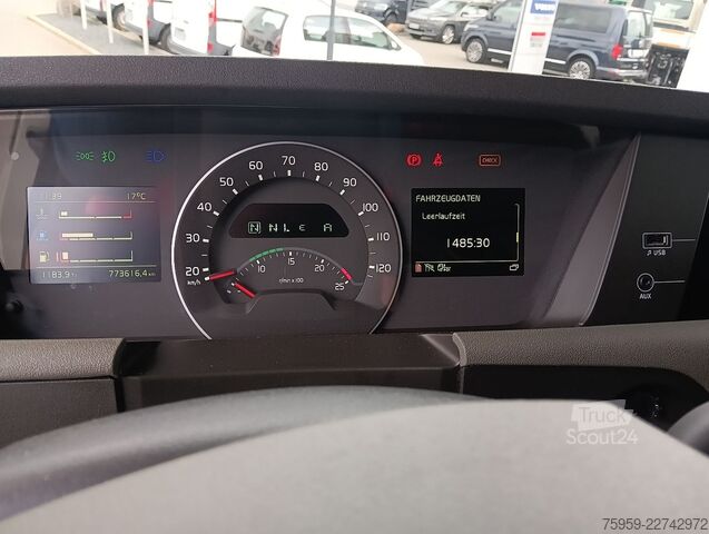 Nagy térfogatú nyergesvontató VOLVO FH460 GlobeXL EU6d I-PARC 820LTank Spoiler X-LOW