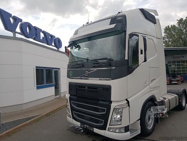 Nagy térfogatú nyergesvontató VOLVO FH460 GlobeXL EU6d I-PARC 820LTank Spoiler X-LOW