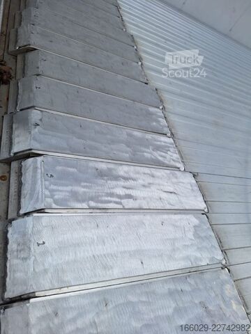 Semi-remorque à plancher roulant KNAPEN Schubboden 10 mm Boden sofort Verfügbar