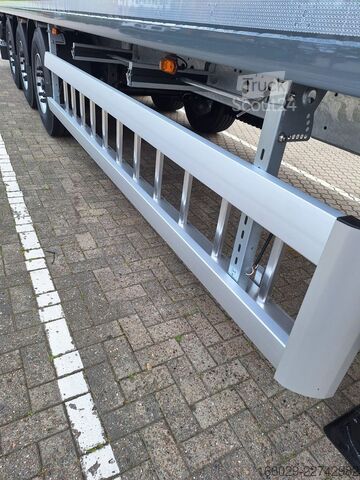 Semi-remorque à plancher roulant KNAPEN Schubboden 10 mm Boden sofort Verfügbar