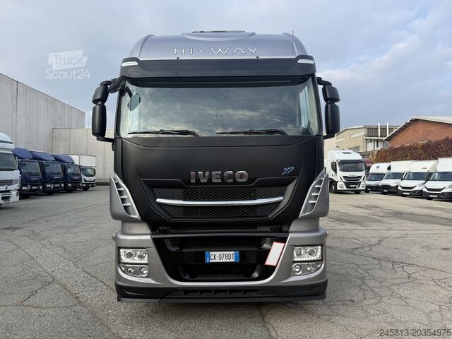 Trattore stradale standard Iveco stralis 480