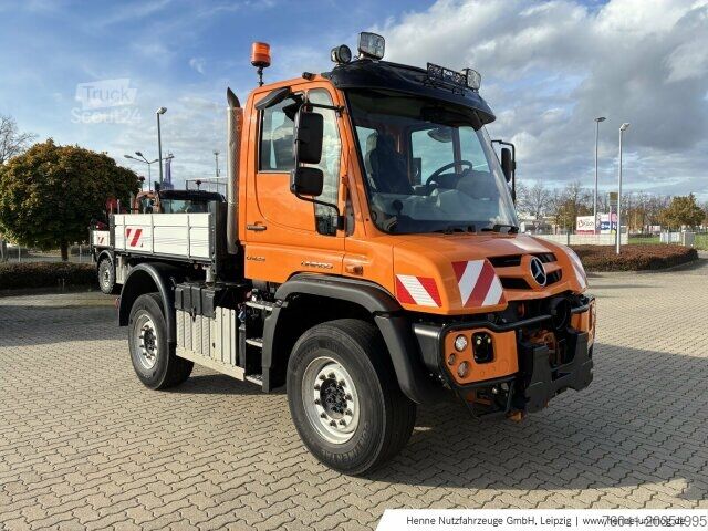 Landmaschine Mercedes-Benz Unimog U 423
