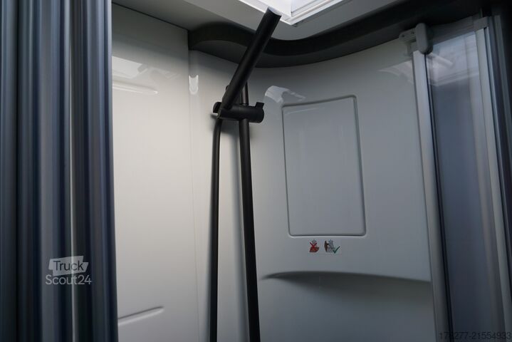 Half-integral Hymer ML T 580 Mercedes 4WD