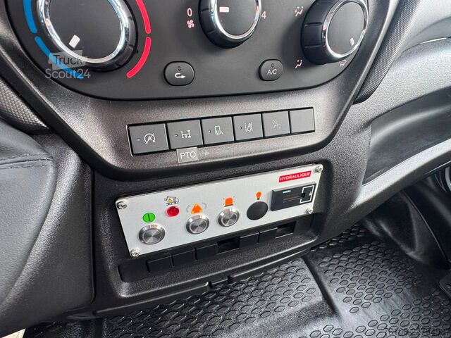 Vrachtwagenhoogwerker IVECO Daily 35S14 Hubarbeitsbühne KLUBB K26 *12 Meter*