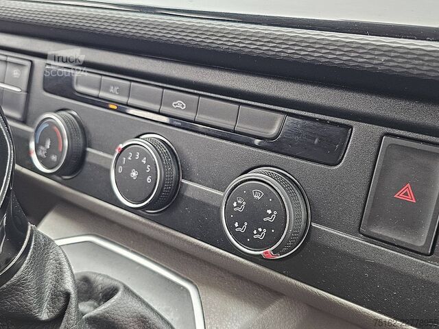 Комби с висок покрив VW TRANSPORTER 2.0 TDI T6.1 BULLI LED NAP !