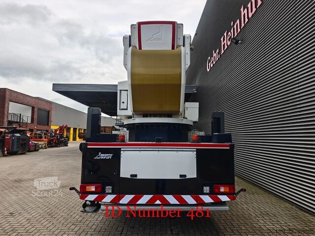 Plataforma elevatória Volvo FL 340 6x2 Bronto S50XDT