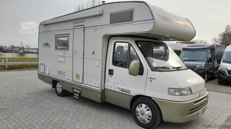 Avtodom z nadgradnjo (alkoven) Mobilvetta NUVOLA FREELINE