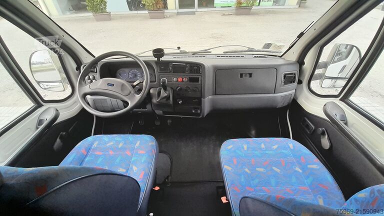 Avtodom z nadgradnjo (alkoven) Mobilvetta NUVOLA FREELINE