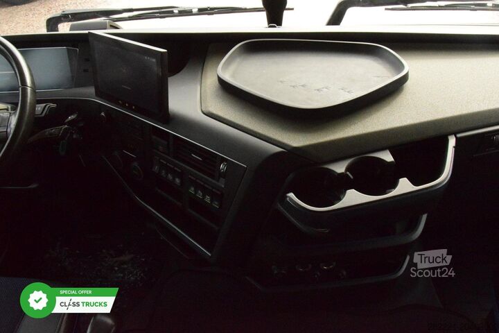 Standarta traktora vienība VOLVO FH 460 Globetrotter XL i-Save