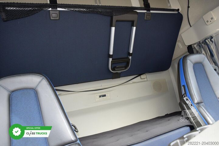 Standarta traktora vienība VOLVO FH 460 Globetrotter XL i-Save