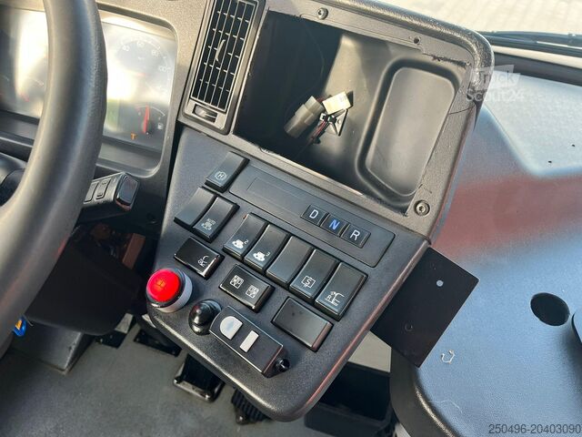 Міський автобус Volvo B5LH 7900 4x2 HYBRID / AC / AUXILIARY HEATING /...