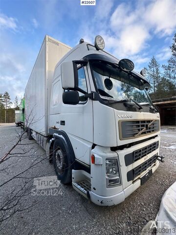 куфар Volvo FM9 340 4x2 box truck with full side opening and t
