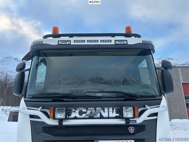 Ribaltabile Scania R580 6x4 plow rigged tipper truck w/ plow plate. S