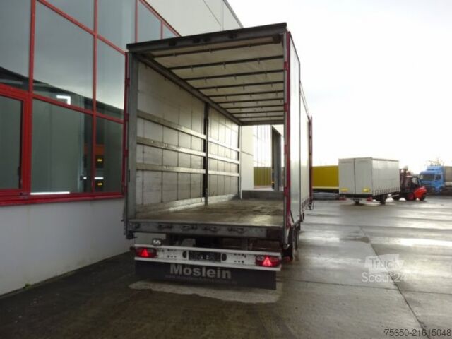 Öppen släpvagn med presenning Möslein TP 11 Schwebheim  Tandem- Schiebeplanenanhänger zum Durchladen